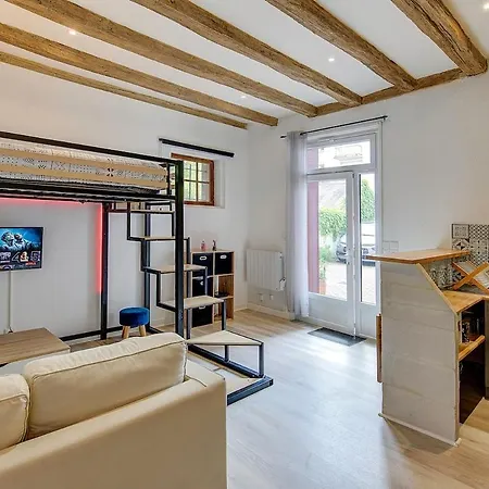 Au Coeur De Apartment